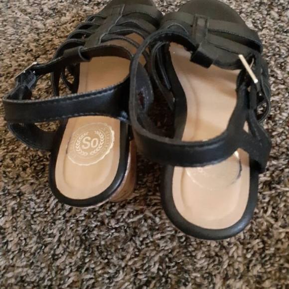 Girls Sandals - Picture 4 of 5